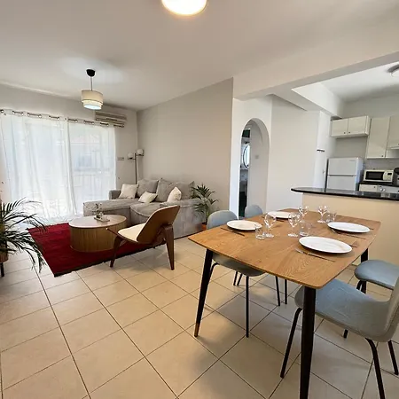 Stylish One Bedroom At Harbour Apartamento